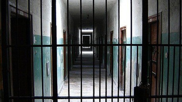  سام تدعو النيابة العامة لتشكيل لجنة تحقيق في وفاة معتقلَين في سجون محافظة مأرب وتقديم المتورطين للمساءلة الجنائية
